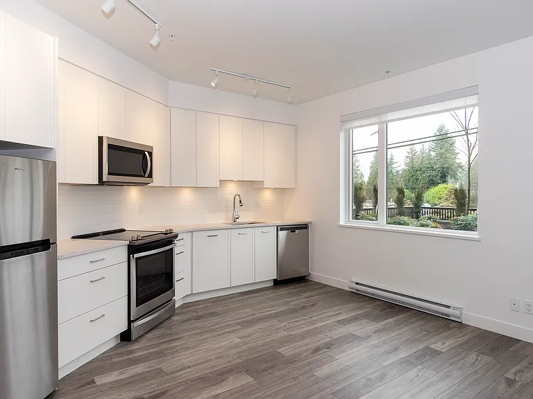 951 Charland Ave #103 — Photo 4