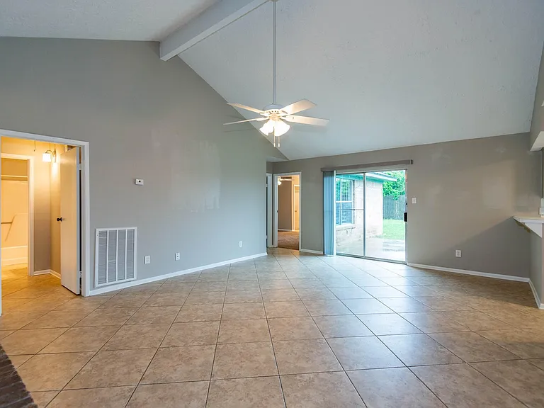 20515 Broadsky Dr — Photo 6