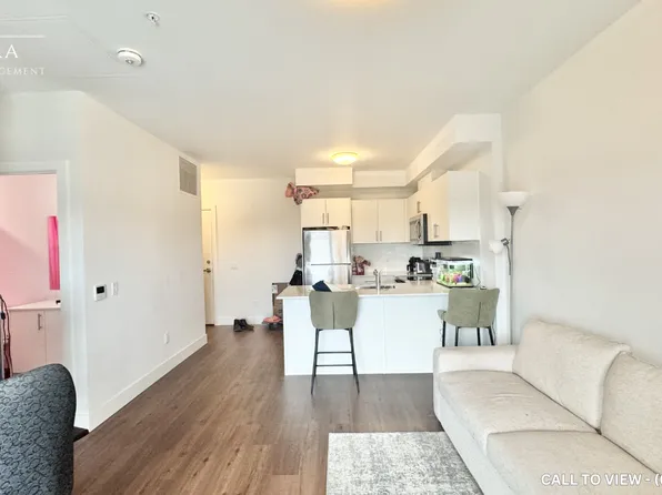 1000 Lackner Pl #602, Kitchener, ON N2A 0L3