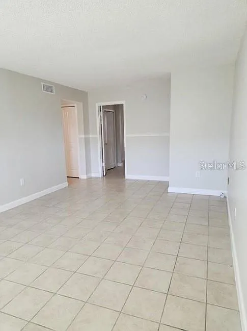 2 bed, 1.0 bath, 780 sqft, $1,650 — Photo 3