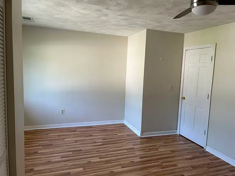 39 Pebble Pl — Photo 44
