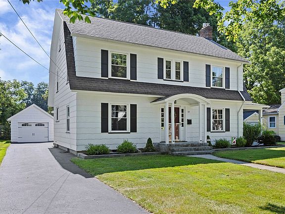 4th image of 64 Lacy St