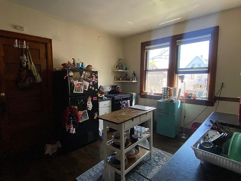 1808 E Webster Pl — Photo 9