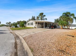 2722 Vindale Rd, Tavares, FL 32778