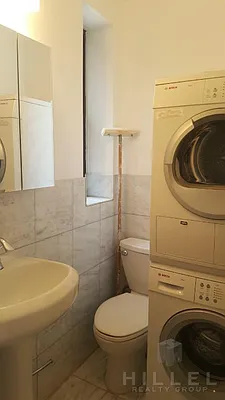 Rented by Hillel Realty Group | media 8