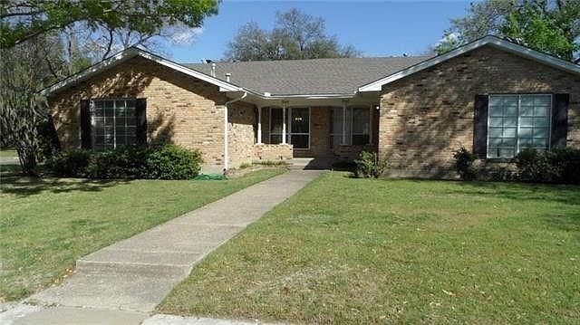 1st image of 7044 Kingsbury Dr