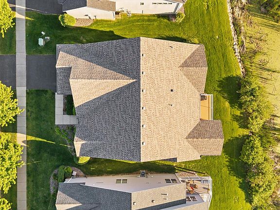 4th image of 7701 Ranier Ln N