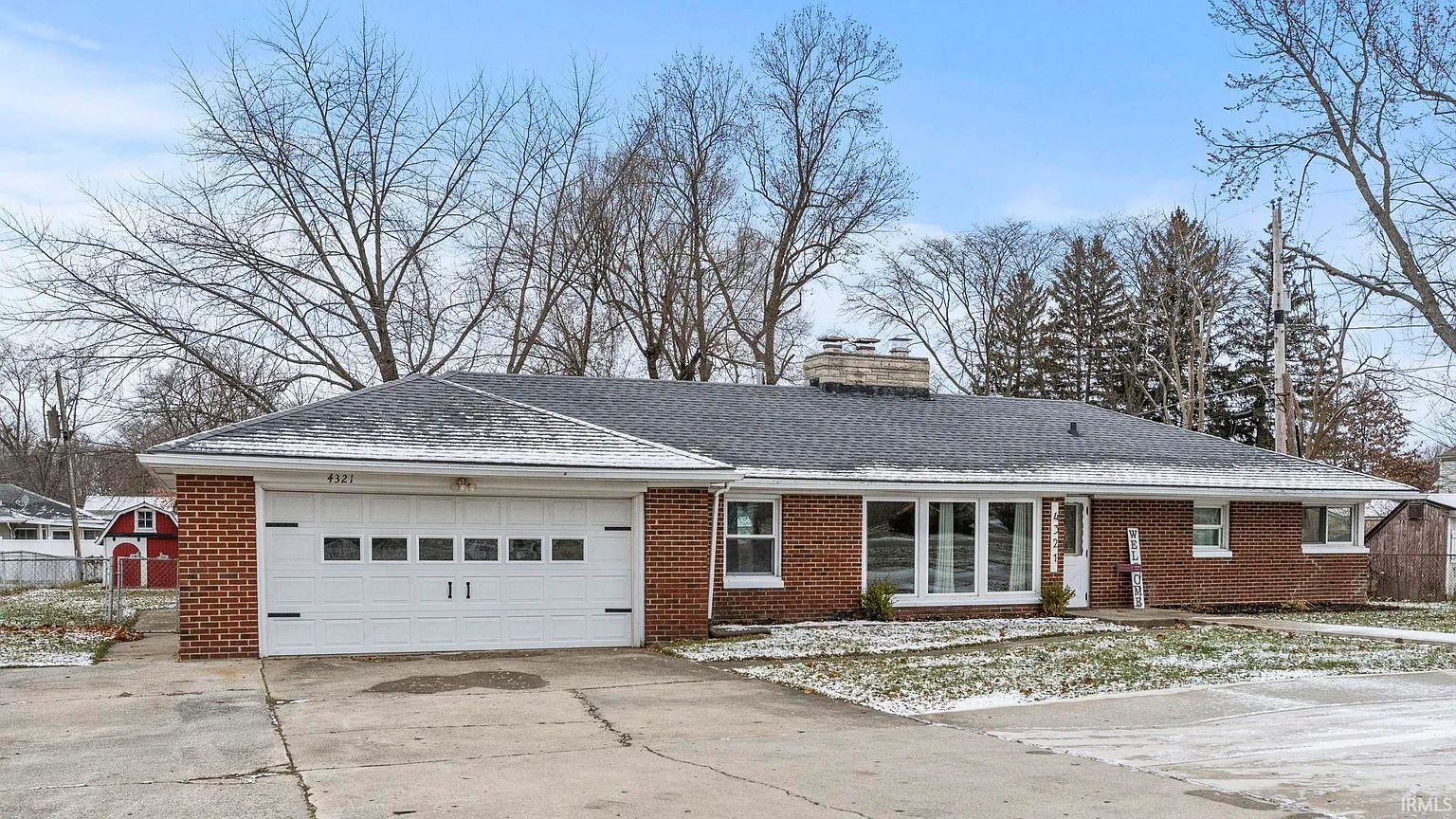 4321 Reed Rd photo 1