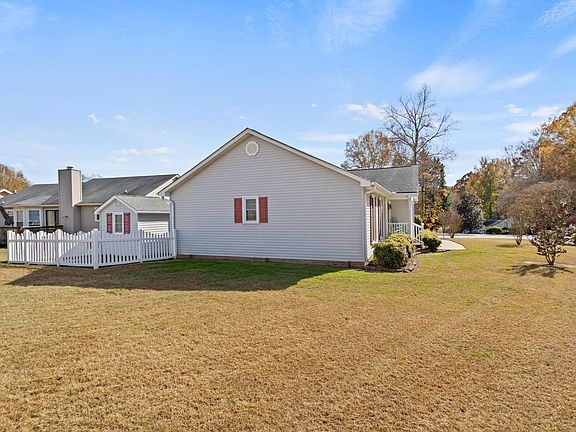 4th image of 107 Dunwoody Dr