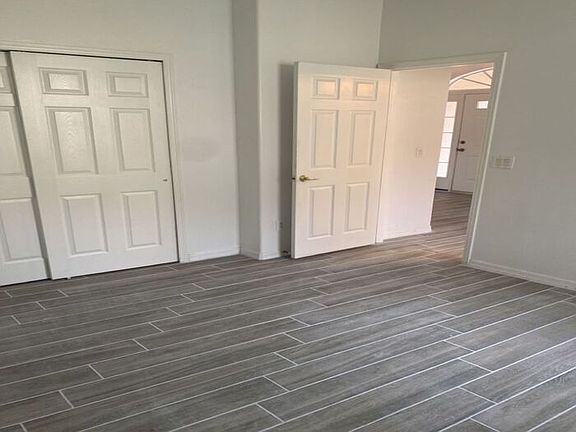 5th image of 1939 Willow Wood Dr