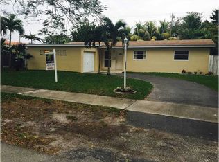 9221 SW 59th St, Miami, FL 33173