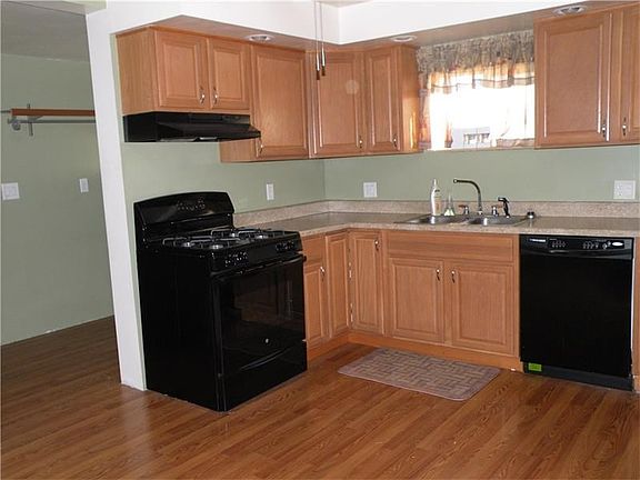 Undated Kitchen Appliances Included