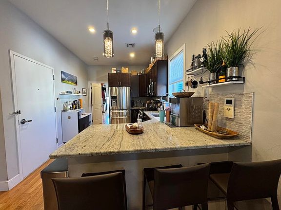 4th image of 56 Grace St APT 2L