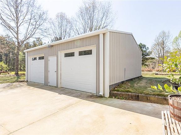 4th image of 950 Tawassee Pointe Dr