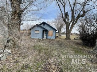 801 Oriental Ave, Burley, ID 83318