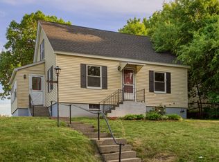 50 Franklin Rd, Fitchburg, MA 01420
