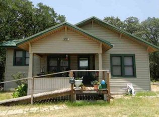 873 Woodlake Ln, Axtell, TX 76624