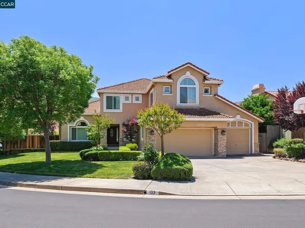 133 El Portal Pl, Clayton, CA 94517