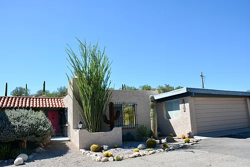 4749 N Calle Lampara Photo 1