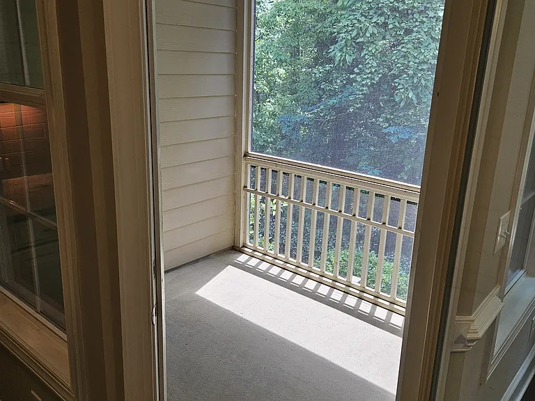 219 Penley Cir — Photo 10
