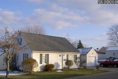 2nd image of 2716 Gross Ave NE