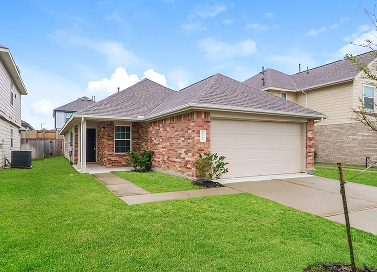 2545 Coho Dr — Photo 3