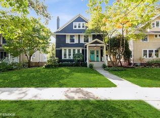 523 Washington Ave, Wilmette, IL