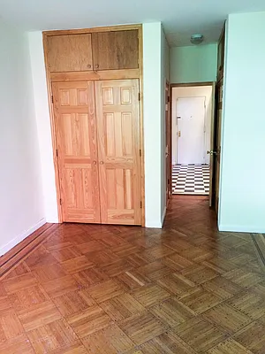 Rented by Francine Realty | media 32