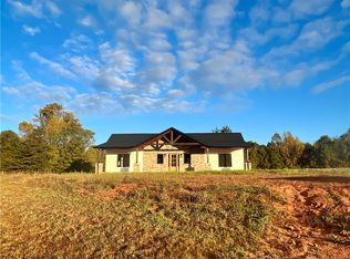 120 Foggy Mountain Way, Pickens, SC 29671