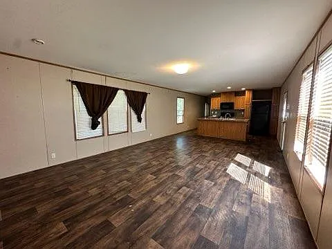 3 bed, 1152 sqft, $1,095 — Photo 2