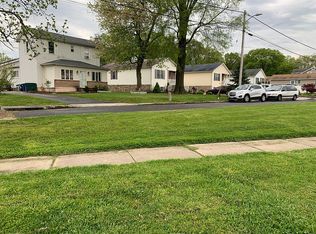 Marlyn Ave, Essex, MD --