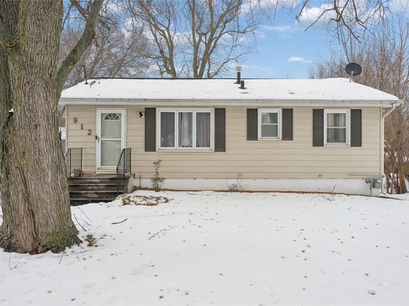 912 Titus Ave, Des Moines, IA 50315