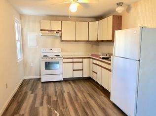 38 Academy St, Madison, CT 06443