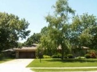 1301 Eastview Rd, Rockford, IL 61108