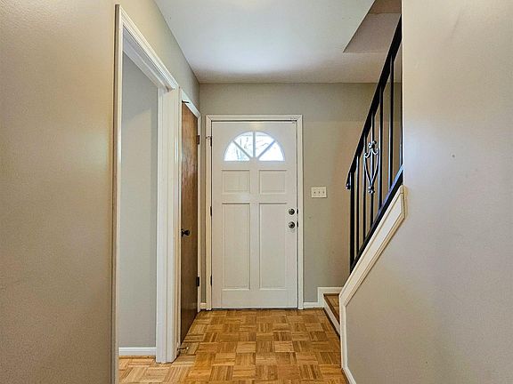 3rd image of 3256 Overton Manor Dr