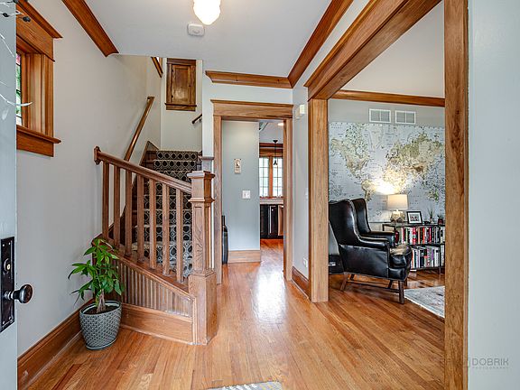 5th image of 118 Homewood Ave