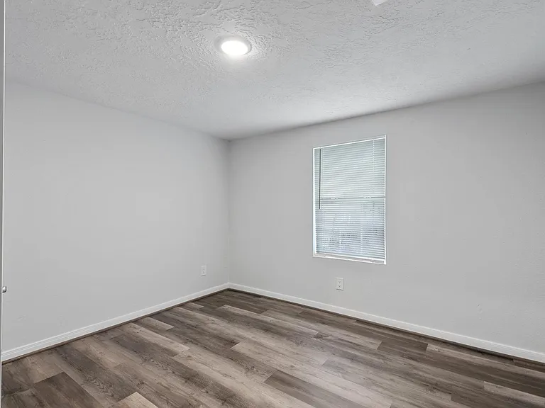 7307 Avenue H #B — Photo 14