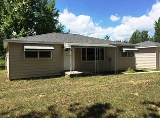 4209 N Geneva Rd, Coleman, MI 48618