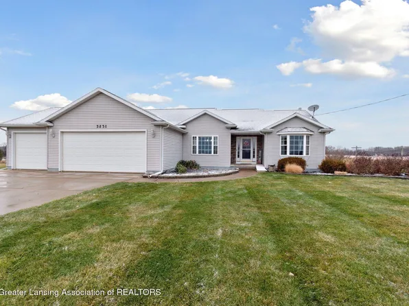 3231 E Price Rd, Saint Johns, MI 48879