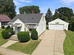 1118 Harrison St, Kaukauna, WI 54130