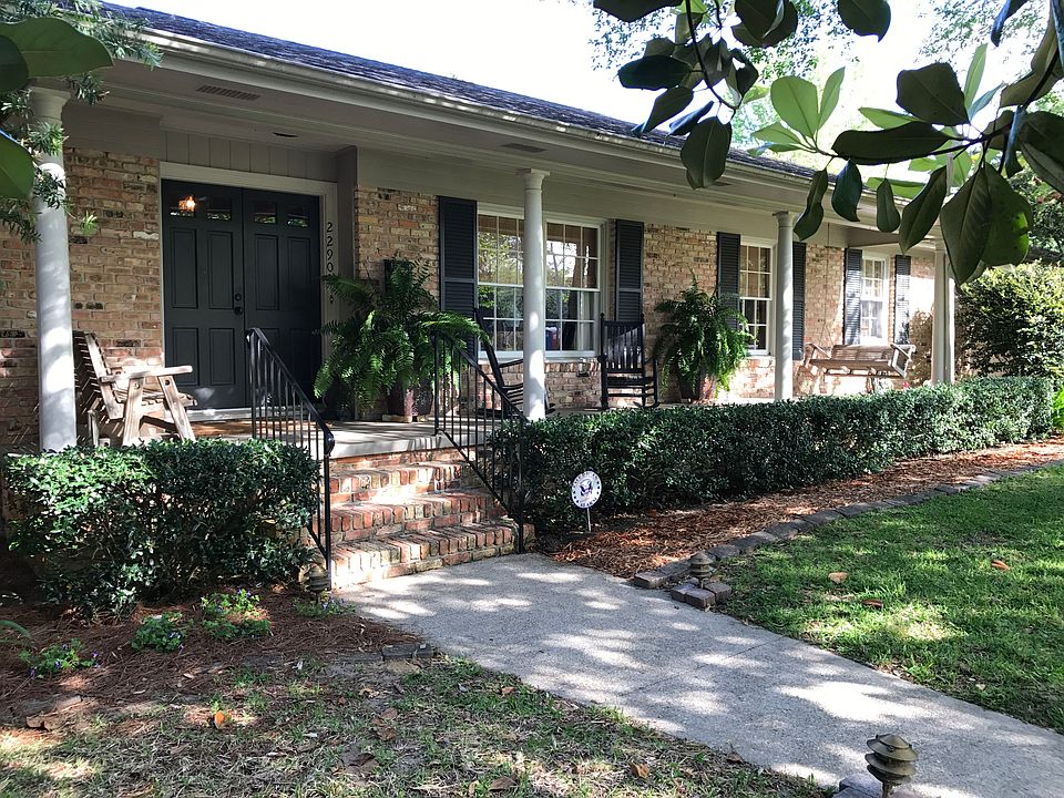 1st image of 2290 Dupont Dr