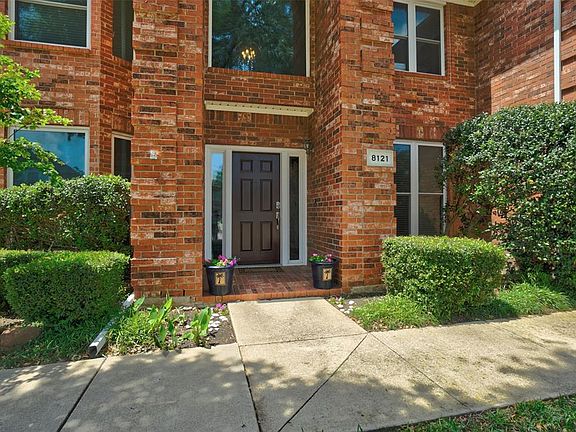 2nd image of 8121 Union Lake Dr
