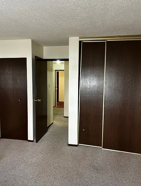 Huntington Place — Photo 3
