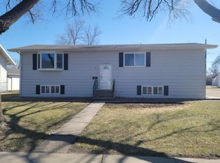 910 2nd Ave NE, Aberdeen, SD 57401