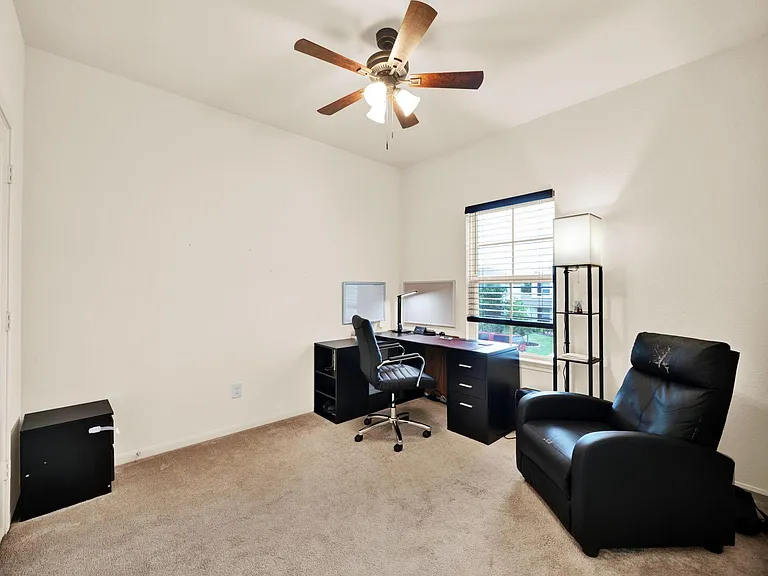 2503 Hagerman Ct — Photo 25