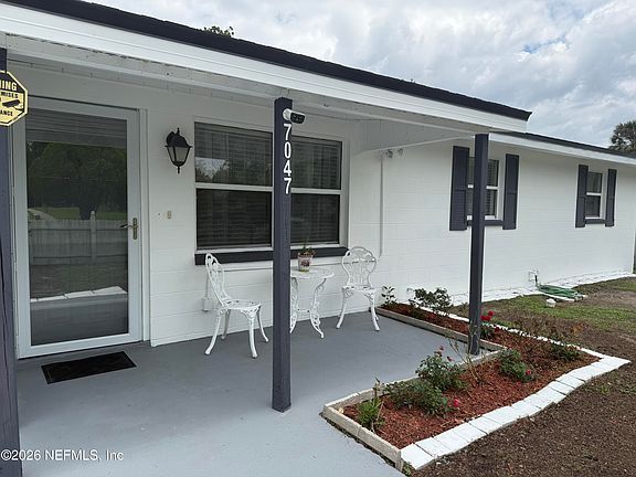 2nd image of 7047 DELISLE Drive