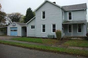 1st image of 215 W 5th St