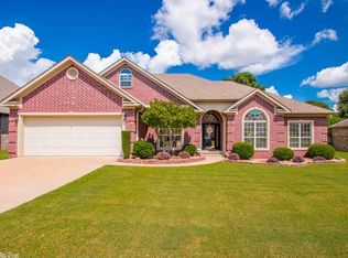 56 Oakbrooke Dr, Sherwood, AR 72120