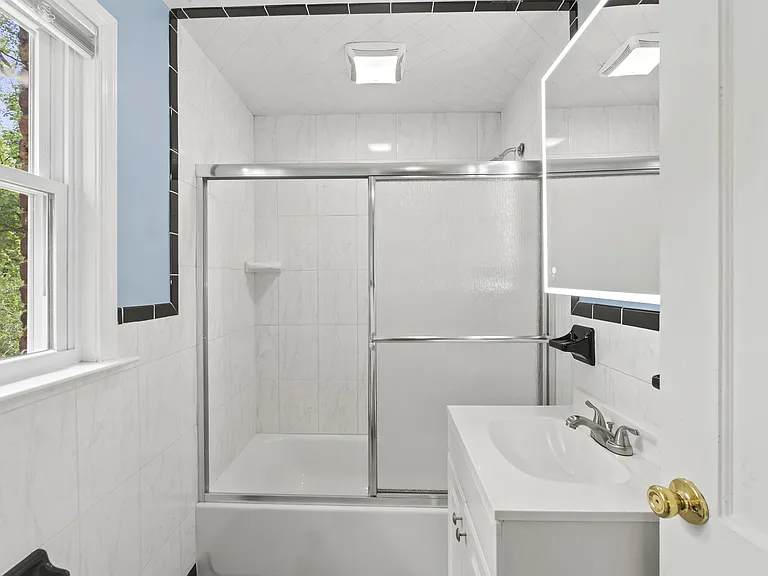 7210 Dartmouth Ave — Photo 9