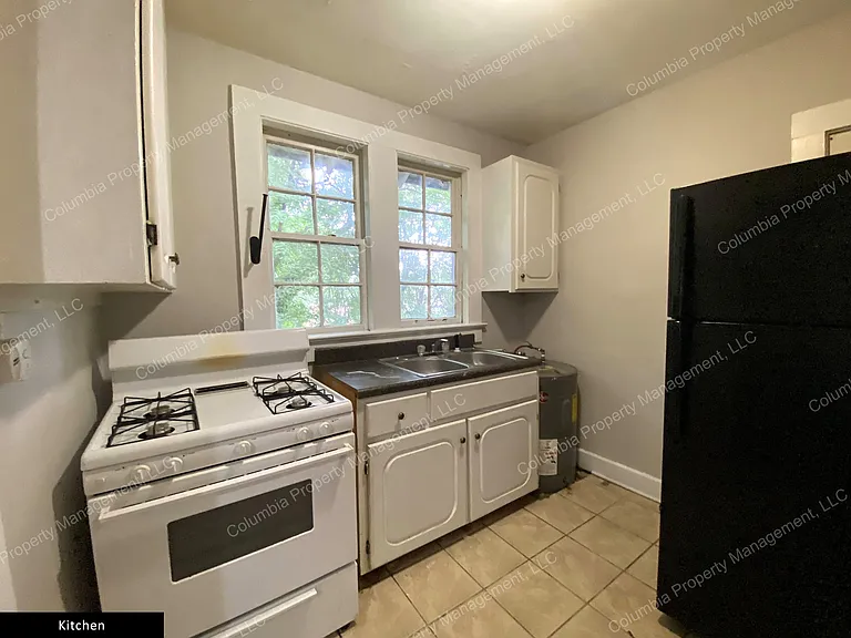 138 S Shandon St #A — Photo 7